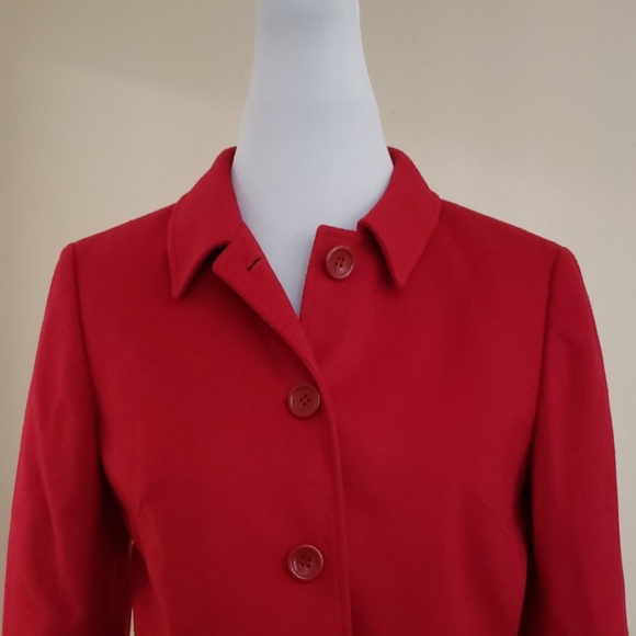 Loft Jacket - Picture 2 of 6